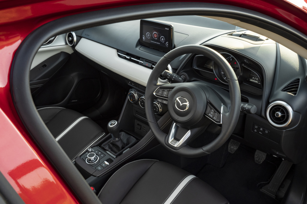 Компания Mazda выпустила кроссоверы CX-3 в спецверсии GT SportNav+