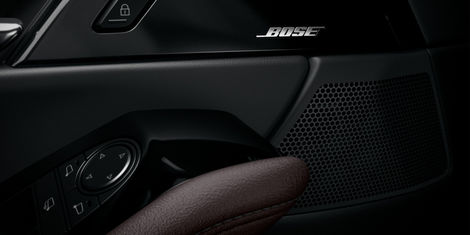 Фото Mazda CX-30