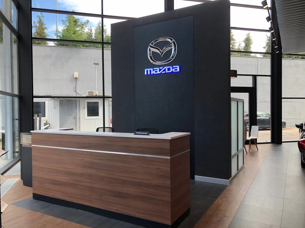 Салон официального дилера Major Mazda МКАД 18