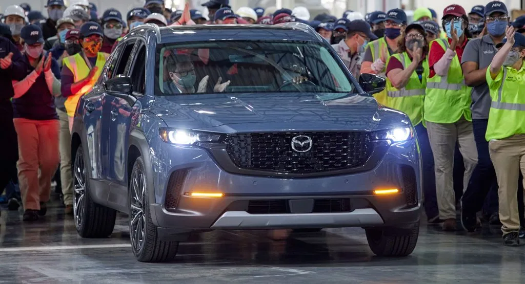 Стартовало производство кроссовера Mazda CX-50